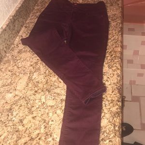 Refuge maroon stretchy skinny